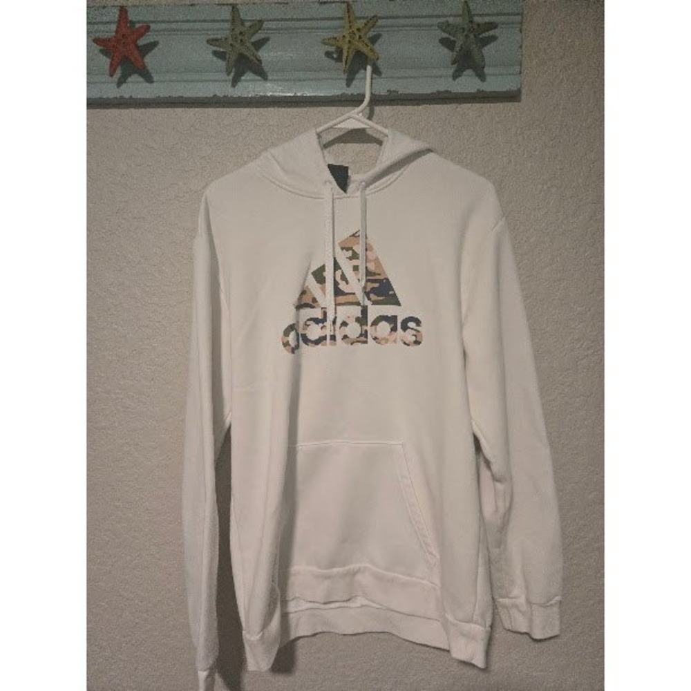 Adidas Mens Camo Logo Hoodie White Essentials Fleece Sweatshirt Medium GV2126